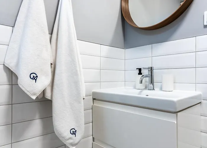 Urban Chic & Great Location & Modern - #o2 Apartman *